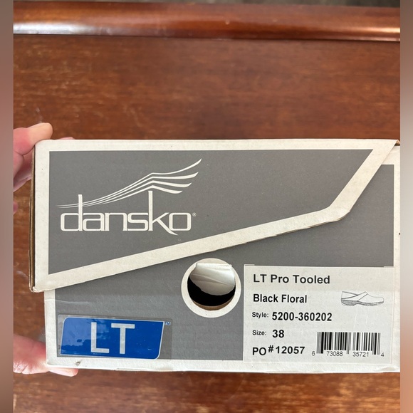 Brand New Dansko LT Pro Tooled Clogs - Picture 3 of 6